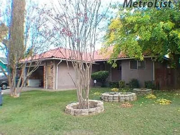 7477 21st St, Sacramento, CA 95822