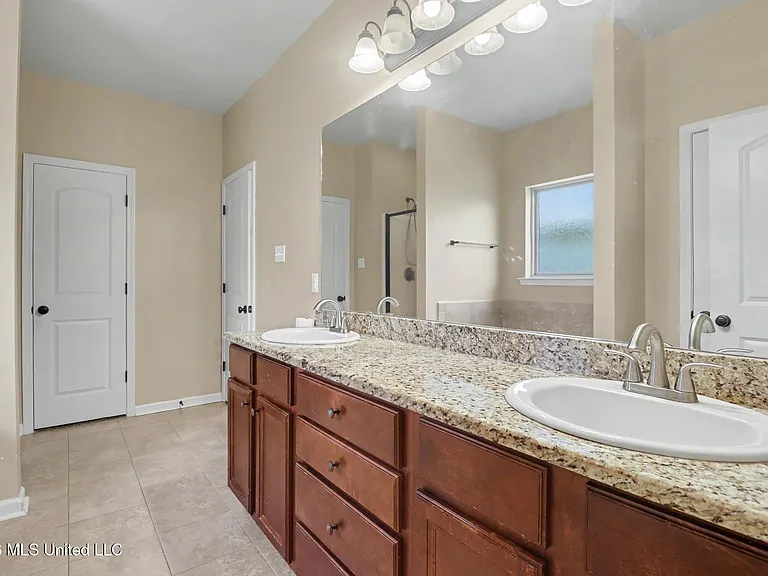 15181 Oberlin Ave — Photo 11