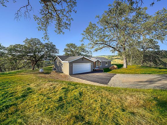3rd image of 8310 McGanney Ln