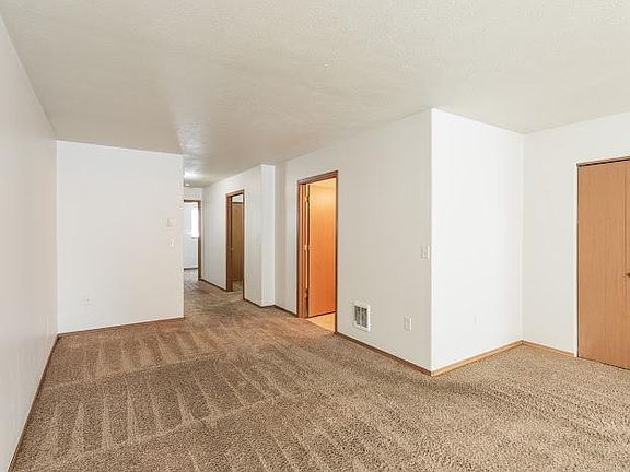 4th image of 1609 E Hartson Ave APT 1