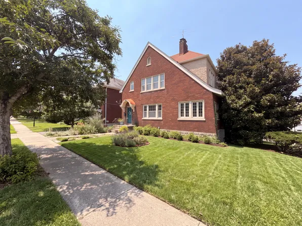 831 N Fort Thomas Ave, Fort Thomas, KY 41075