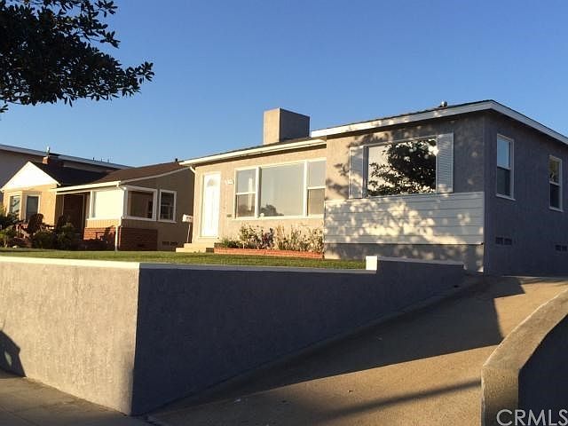 1st image of 317 Avenue E