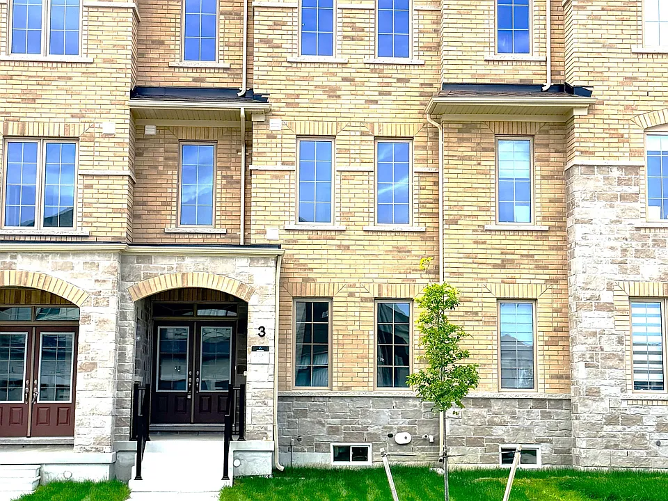 3 Jane Newlove Dr