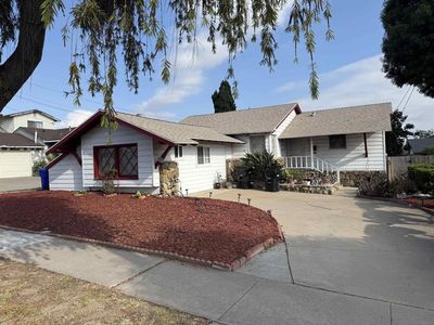 5823 Roswell St, San Diego, CA, 92114