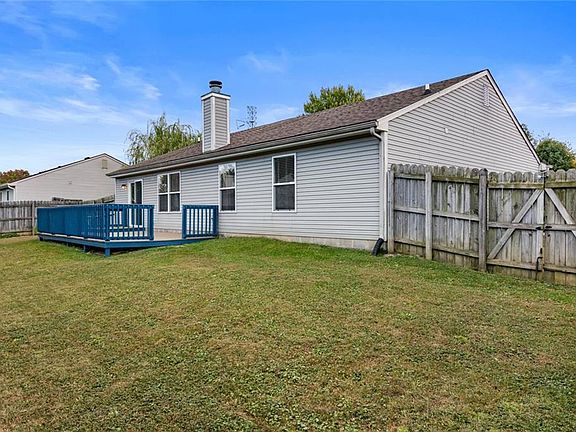 4th image of 4004 Gray Arbor Dr