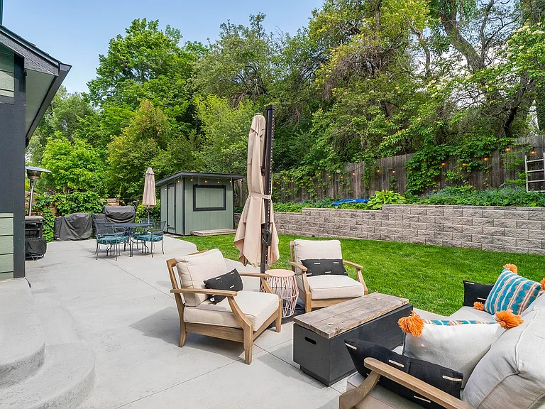 11440 W 66th Pl — Photo 3