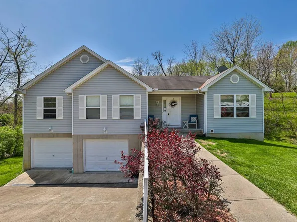 3131 Cumberland Dr, Lawrenceburg, IN 47025