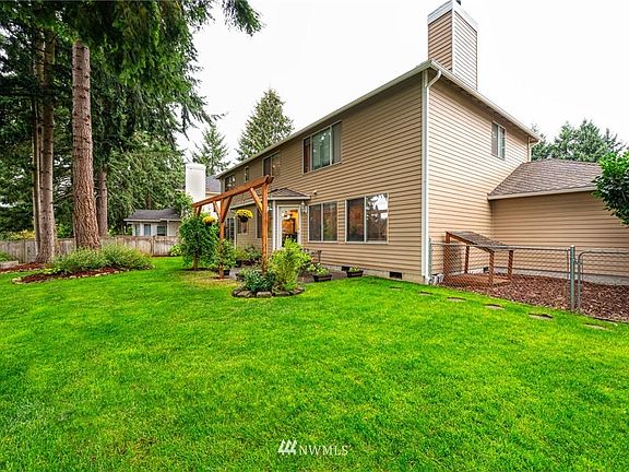 5th image of 9306 167th Street Ct E