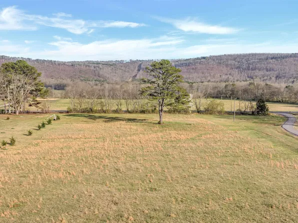 5 Us Highway 11, Collinsville, AL 35961