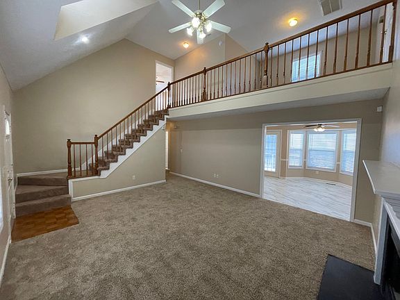 Living Room (17.5x19.5)