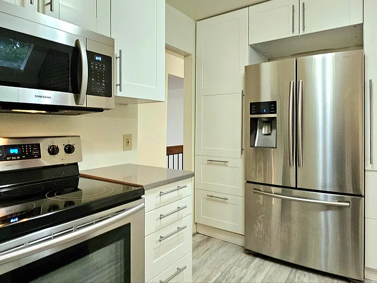 8729 Sheridan Farms Ct — Photo 13