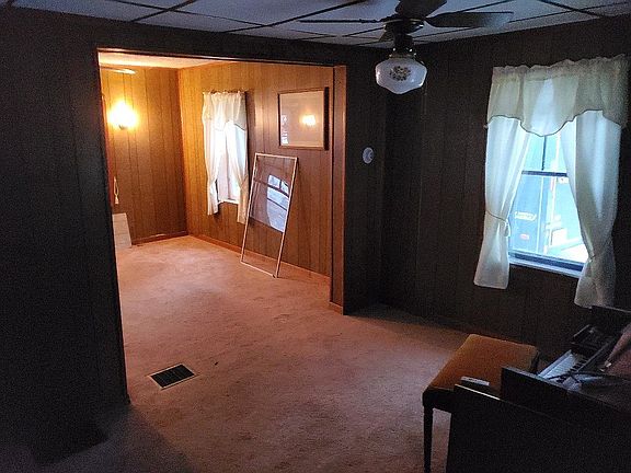 5th image of 12 Hunter Ave