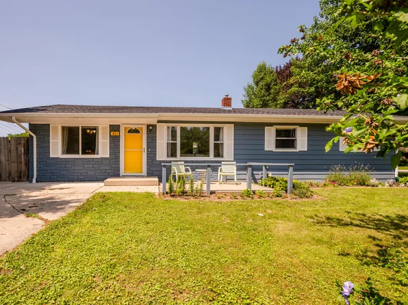 401 Lake St, Berrien Springs, MI 49103