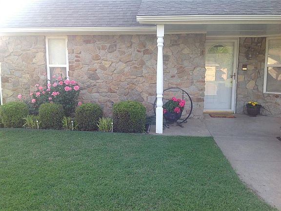 5th image of 11609 Mackel Dr