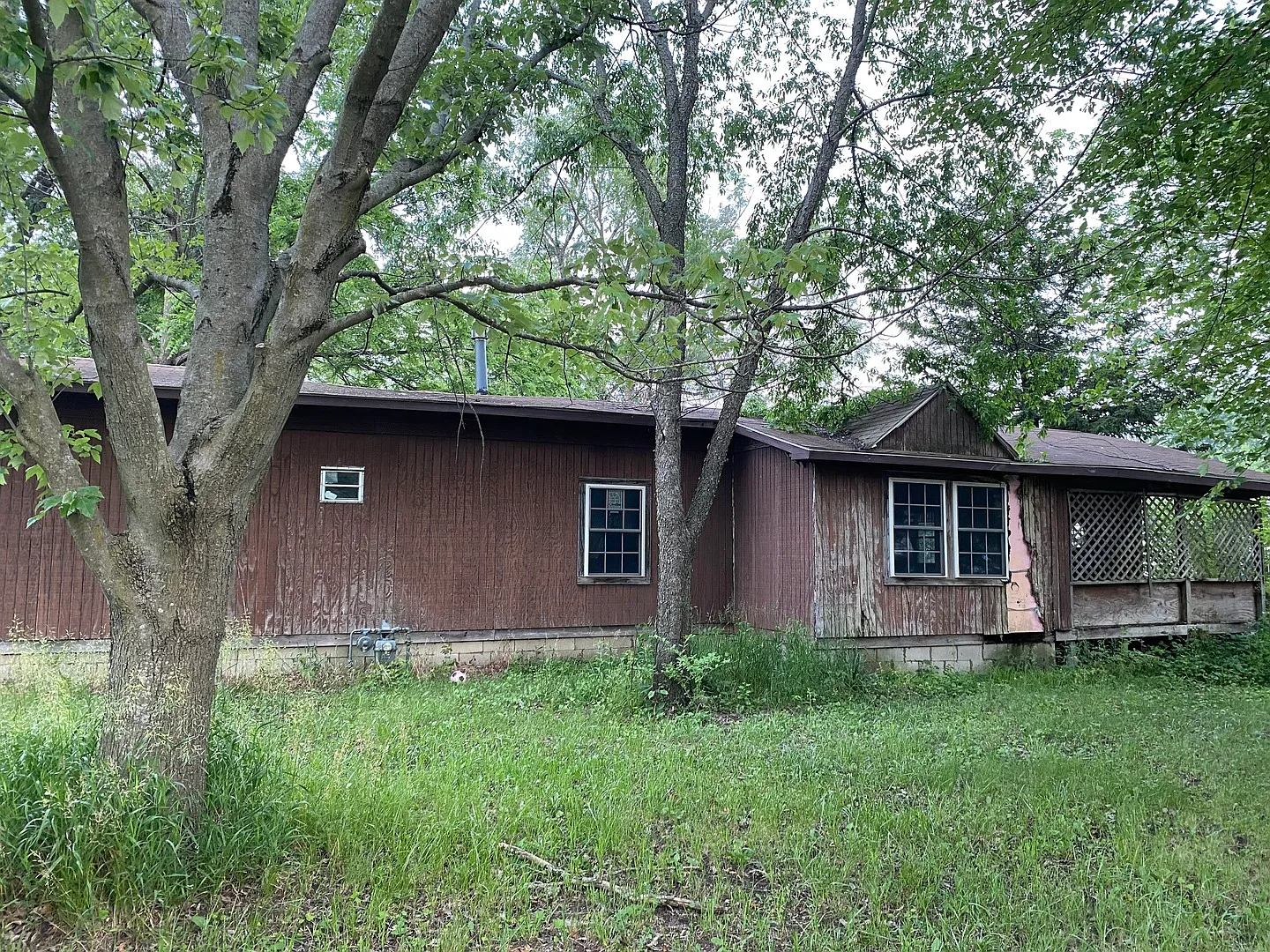 110 N Robert Dr photo 1