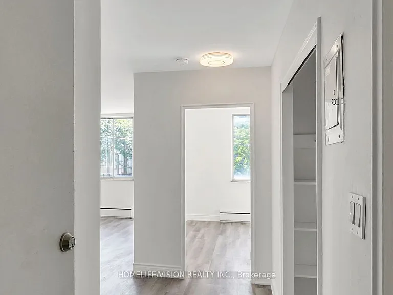 18 Kenrae Rd #12 — Photo 11