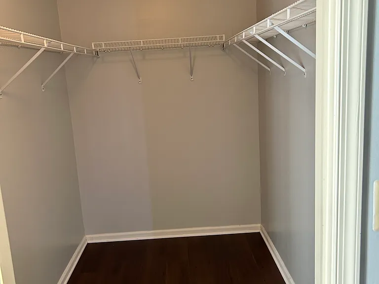 231 Waterford Dr — Photo 20