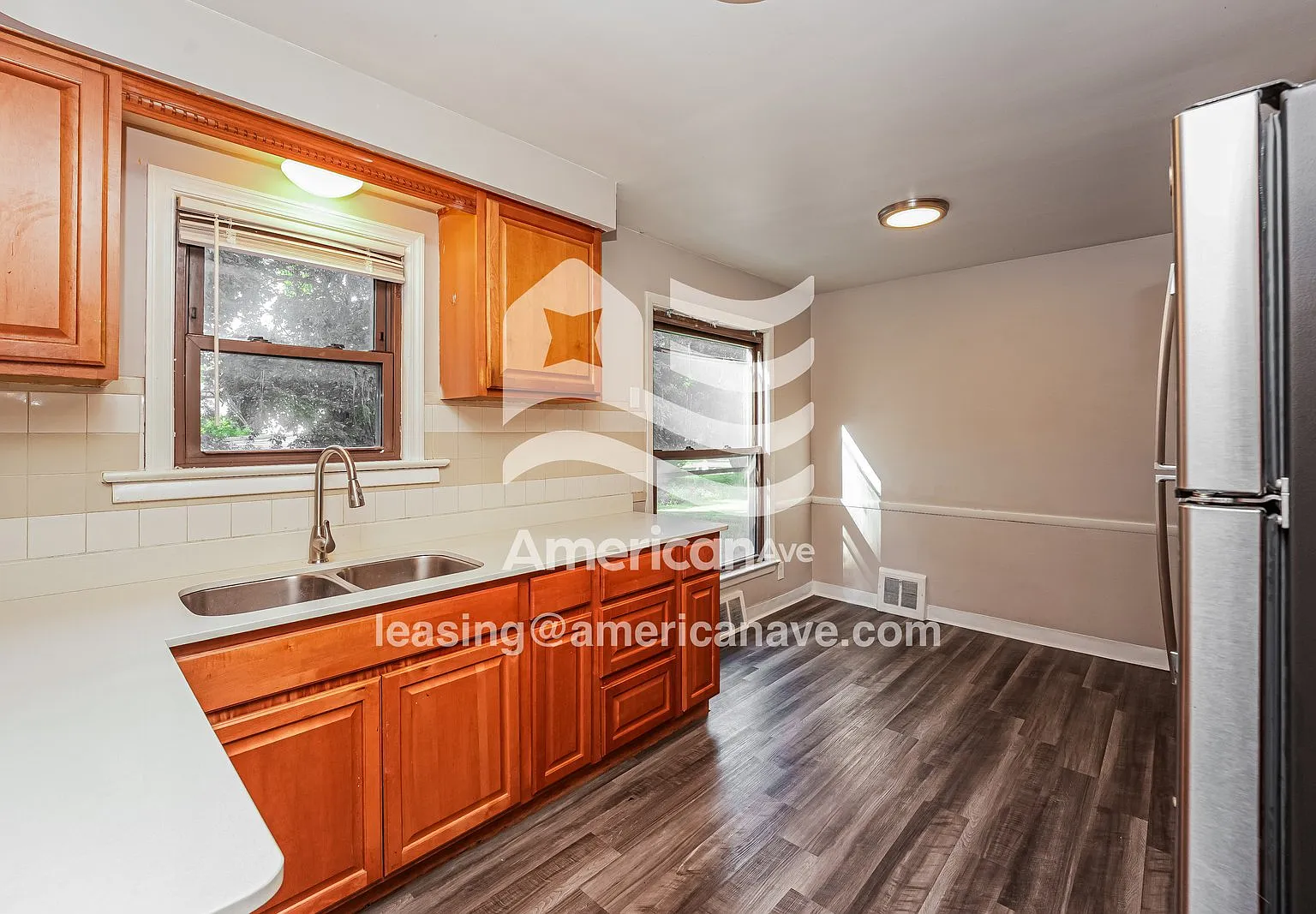 4 bed, 1.0 bath, 1348 sqft, $1,522 — Photo 4