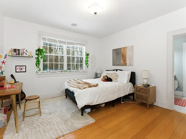 4000 Windsor Dr — Photo 17