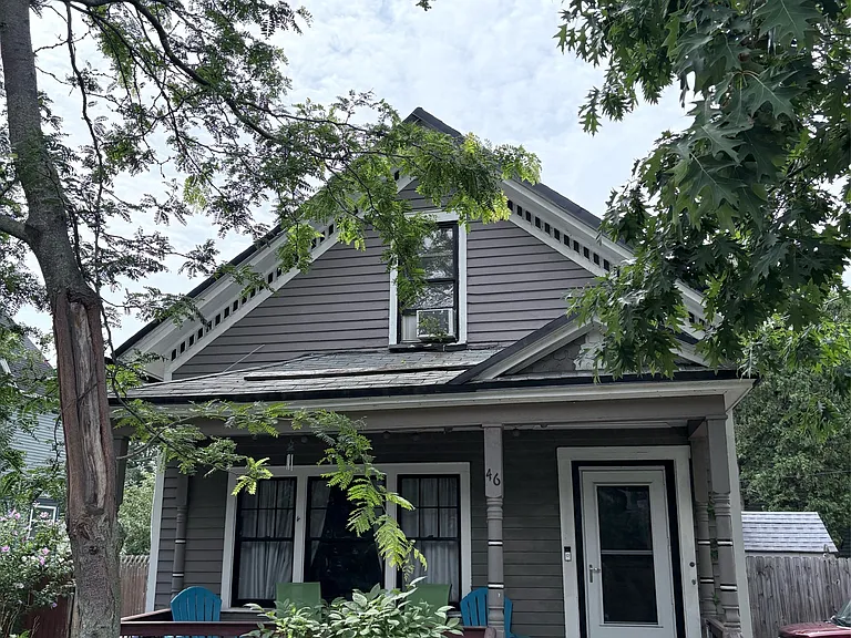 46 College St — Photo 22