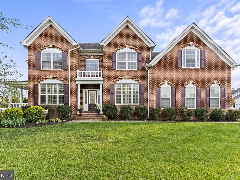 1st image of 41389 Holiday Ct