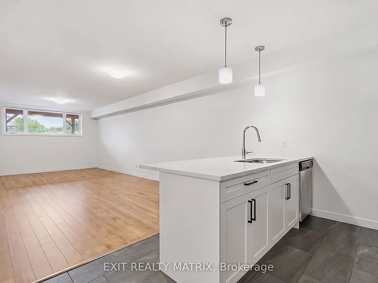 49 Cambridge St #A — Photo 10