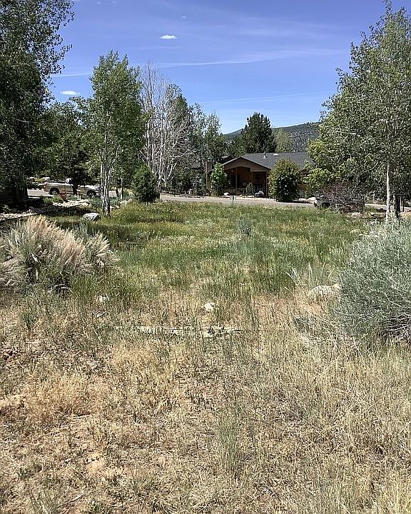 1st image of 328 Hillcrest Dr