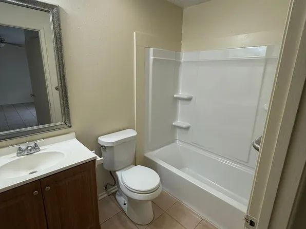 C 8445 GV, 8445 Governor Dr APT D, Baton Rouge, LA 70820