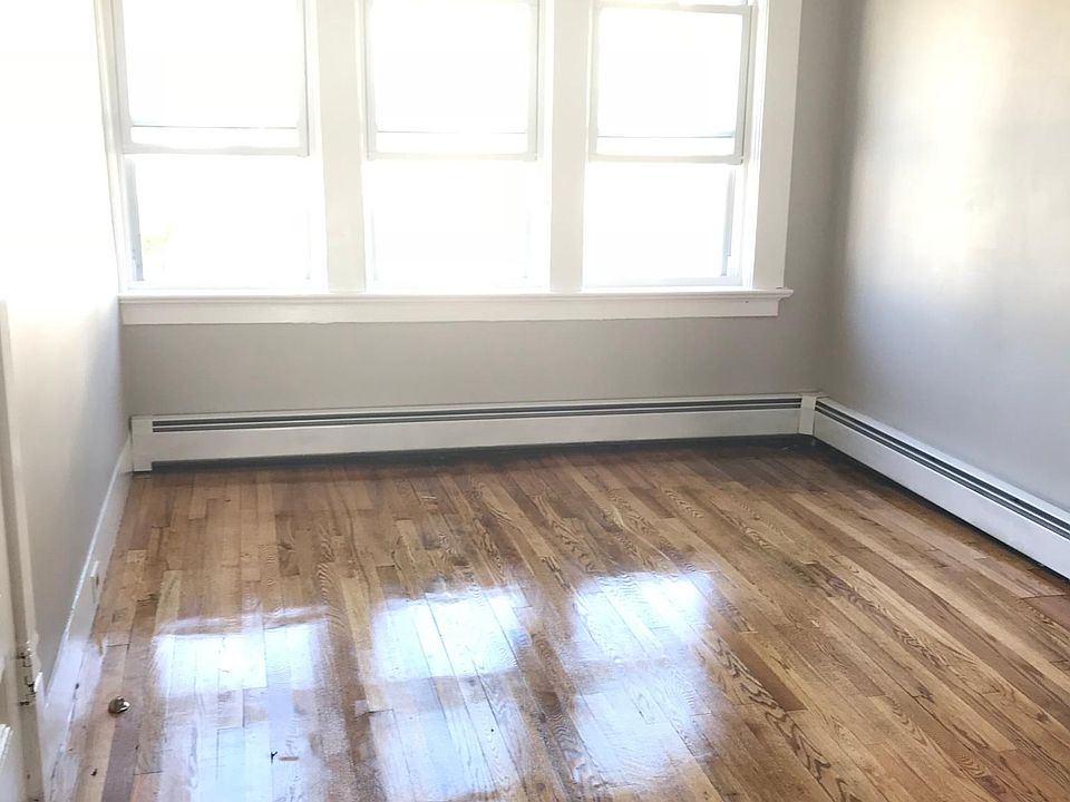 2nd image of 5 White St #1