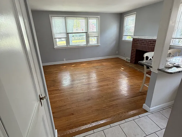 654 Childs Ave #1 — Photo 3
