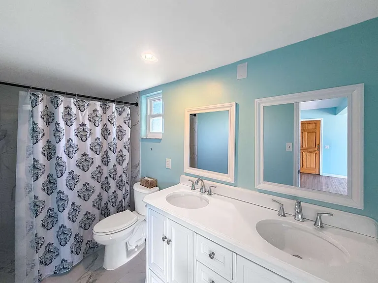 21160 Edgewater Dr — Photo 21