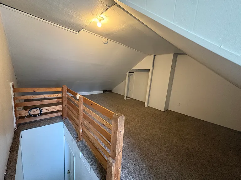 231 Charles St — Photo 16