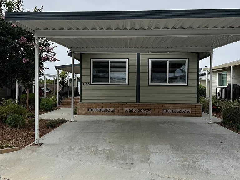 5772 Garden Grove Blvd — Photo 4