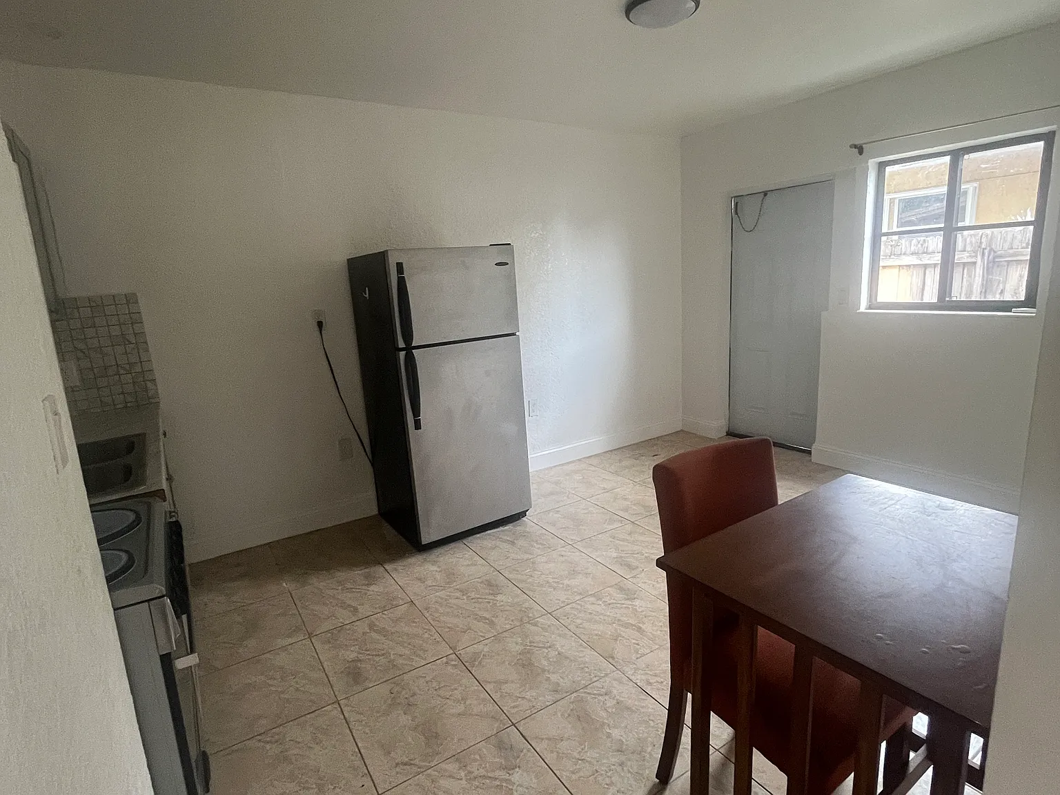 1 bed, $1,600 — Photo 2