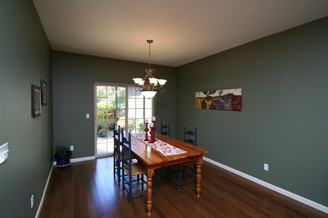 1st image of 1547 Harvest Ave SE