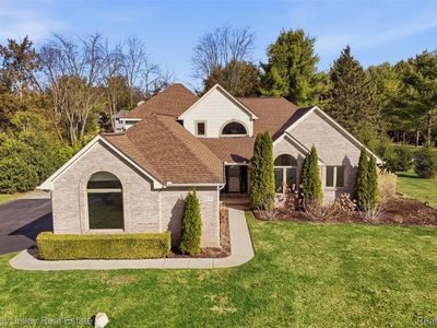 3597 Habitat Trl, Pinckney, MI, 48169