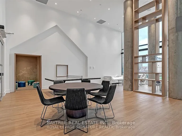 352 Front St W #622 — Photo 14