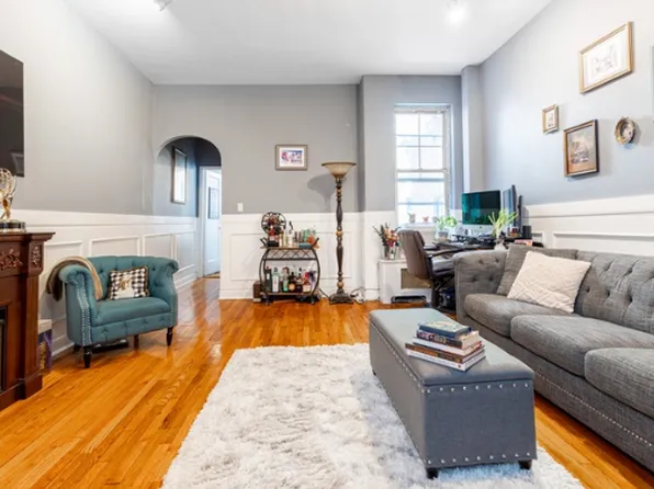 175 East 93rd Street 3B image 1 of 7