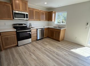 1321 NE 7th St #C, Grants Pass, OR 97526