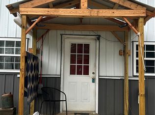 129 Shamrock Ln, Bourbon, MO 65441