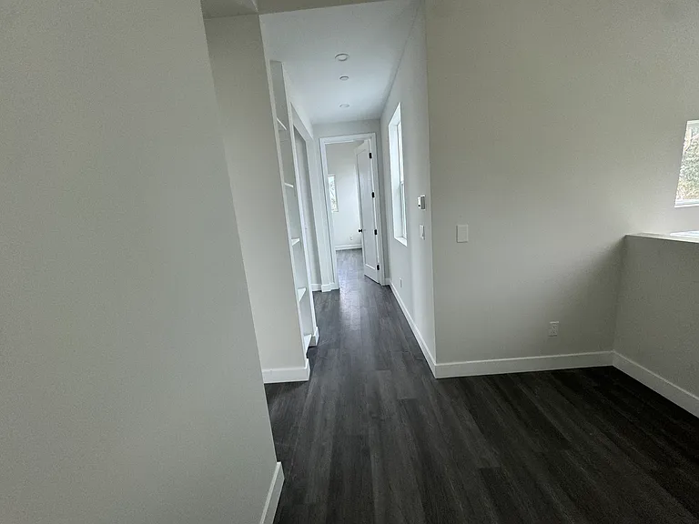 4375 J St #1 — Photo 9