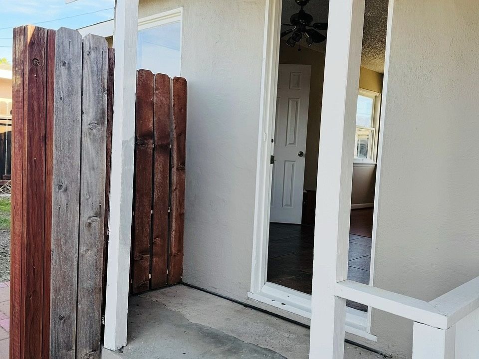 1st image of 9861 E Lemon Ave #1