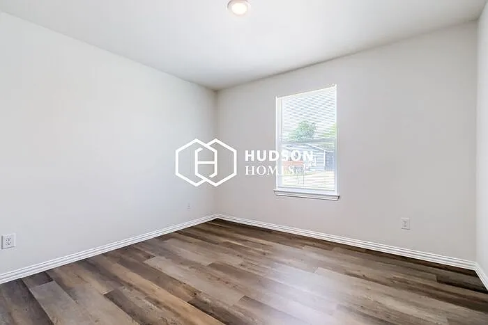 925 Burgan St #B — Photo 7