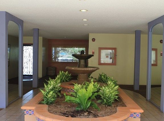 3rd image of 1707 Pacific Coast Hwy Unit 324