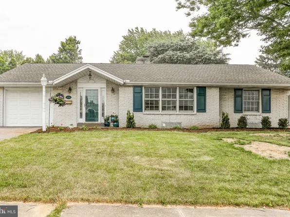 620 E Hummelstown St, Elizabethtown, PA 17022