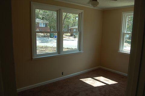 2nd image of 49 Hutto Ct