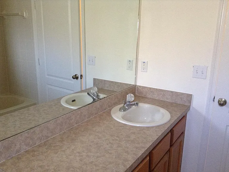 Bathroom2