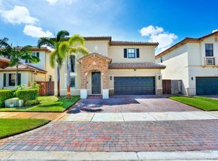 22718 SW 105th Ave, Miami, FL 33170