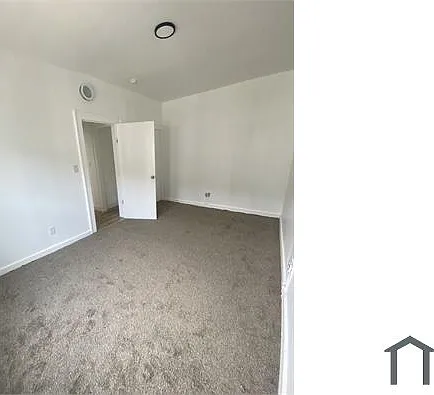 2915 E 130th St #3 — Photo 16