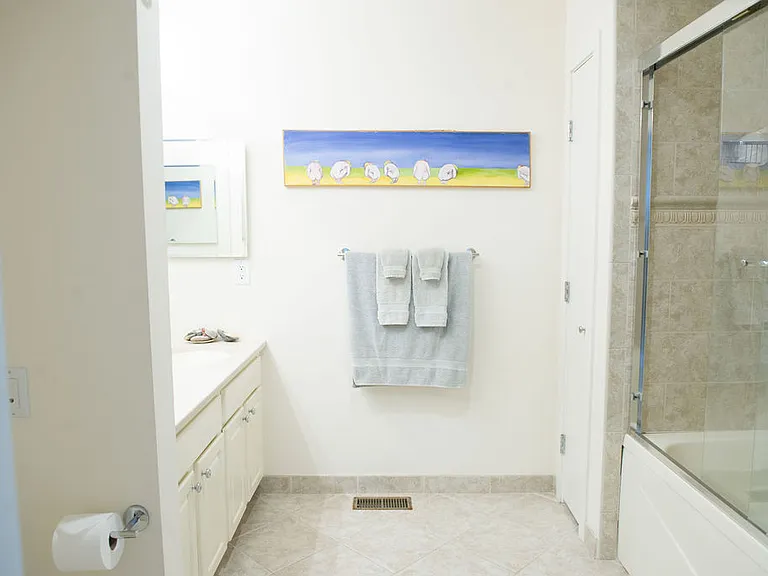 333 Dune Rd — Photo 10